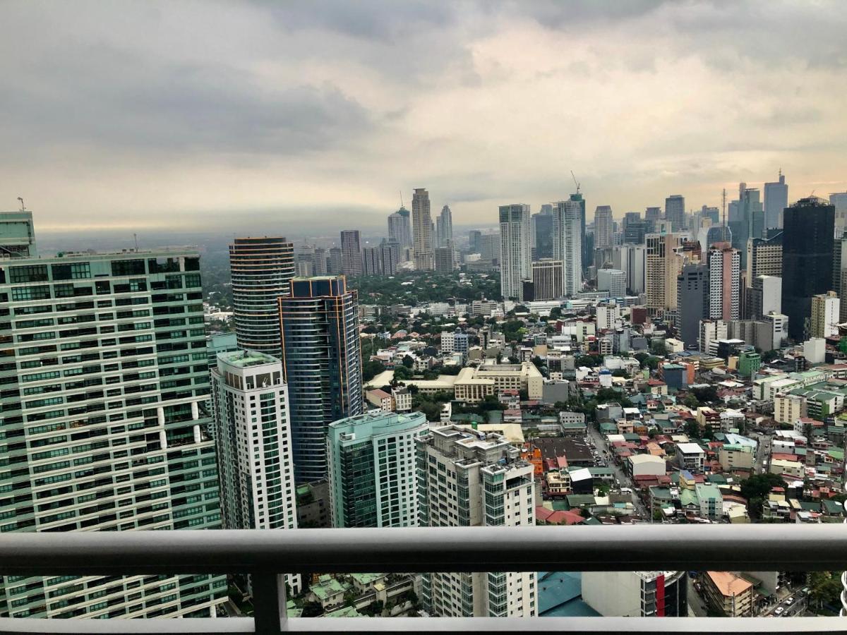 Acqua Private Residences - Livingstone Tower Manila